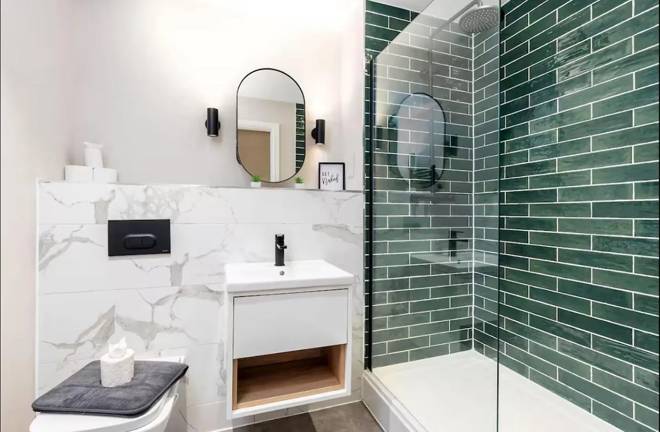 The Executive Retreat 3Bed2Bath 55Inch Tv Central Leeds